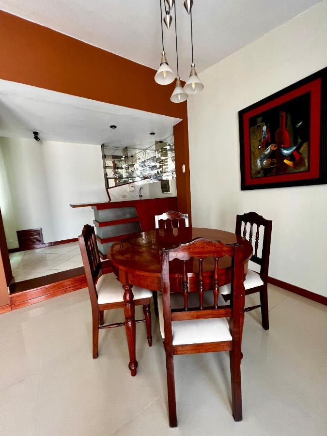 Hotel Country Trujillo Encalada 外观 照片