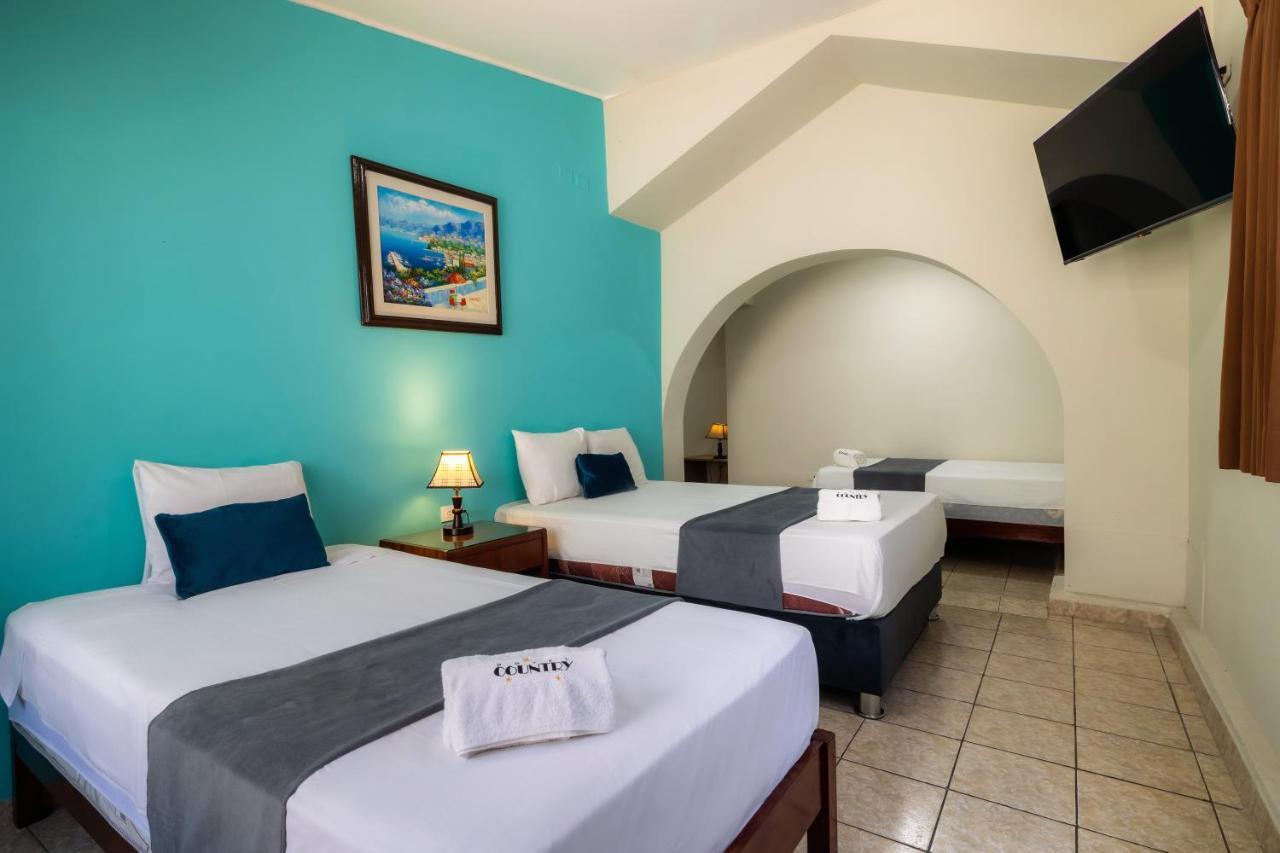 Hotel Country Trujillo Encalada 外观 照片