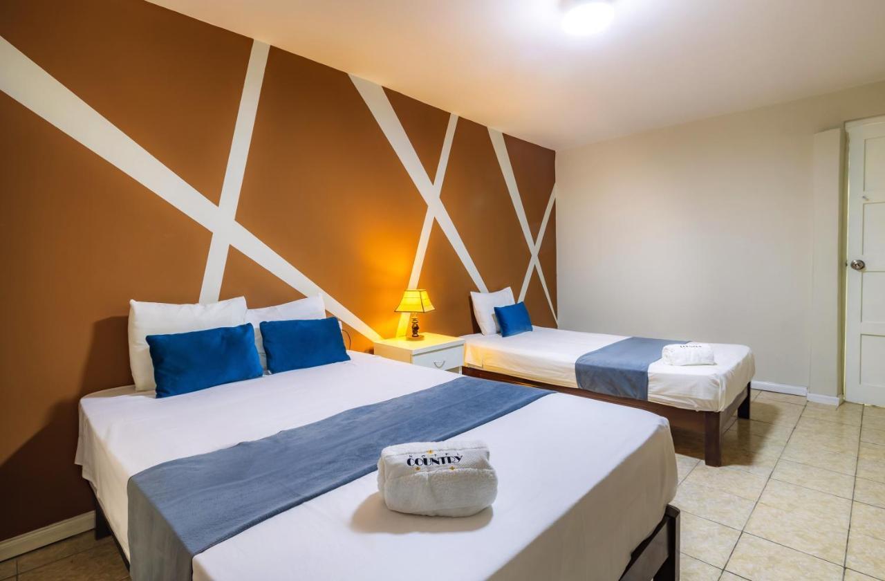Hotel Country Trujillo Encalada 外观 照片