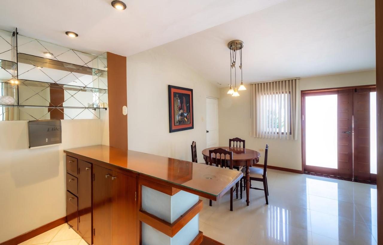 Hotel Country Trujillo Encalada 外观 照片