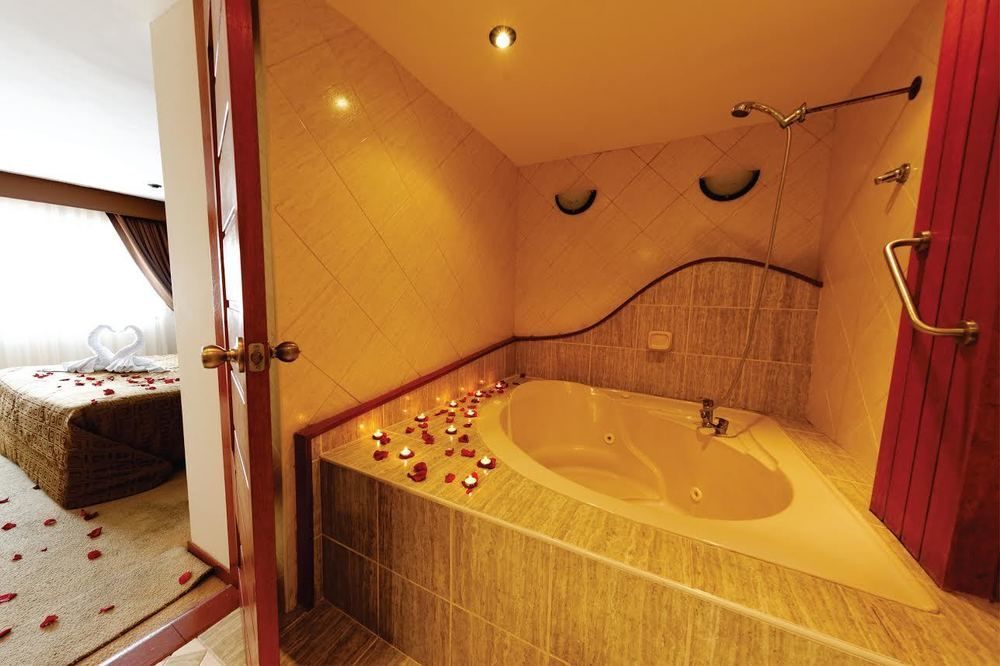 Hotel Country Trujillo Encalada 外观 照片